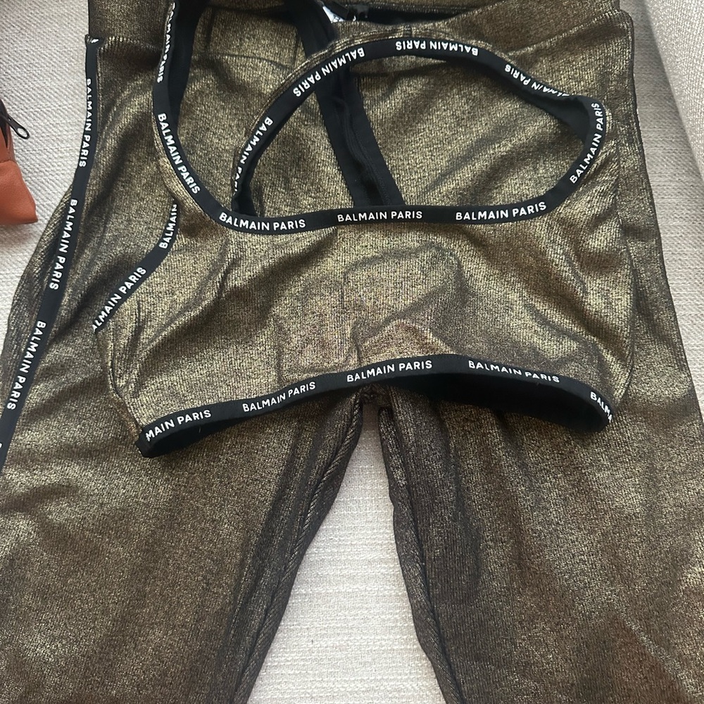 Balmain Laminated Ribbed Black Gold Sports Bra Legging SET
